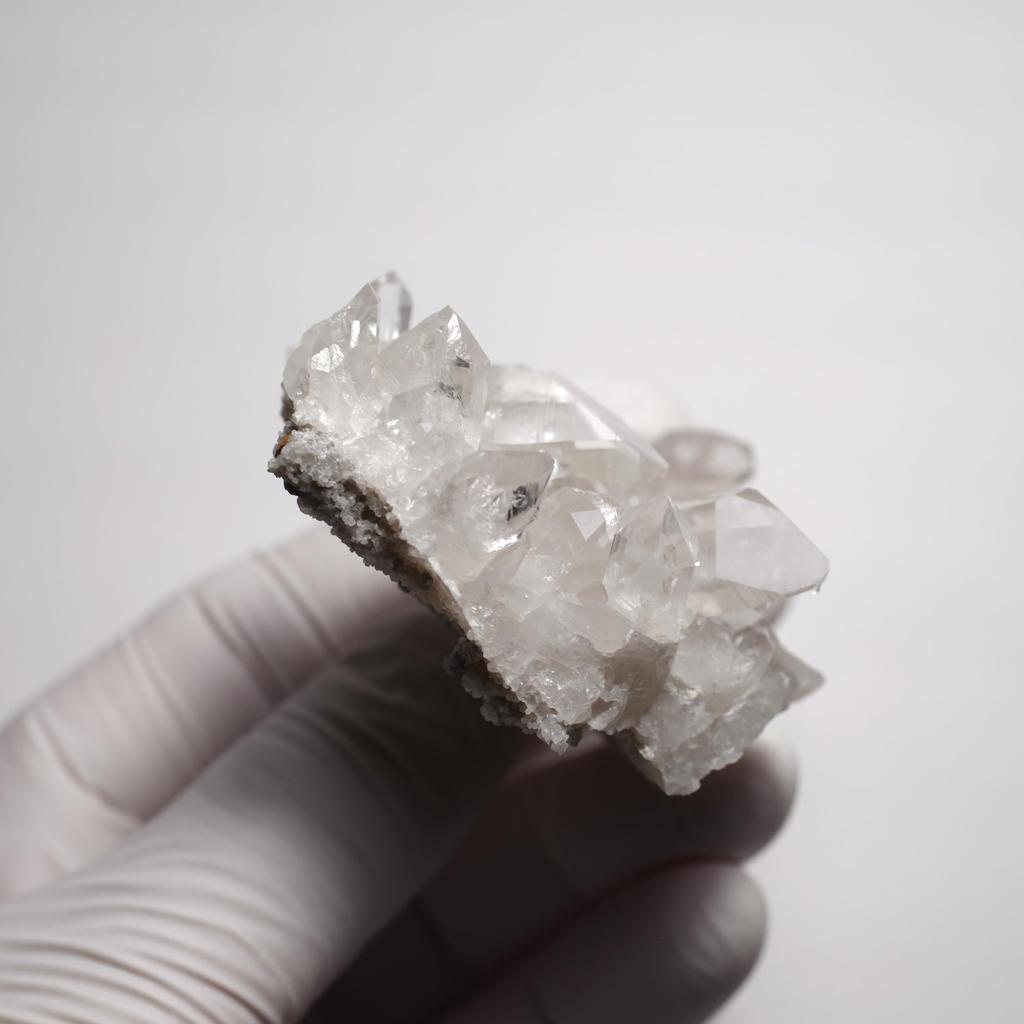 [N2 Stone Natural] Natural Quartz Crystal Cluster - Arkansas, USA - Specimen | (46 | "One-of-a-kind" Rough Stones: Approx. 64g, 68x47x27mm)