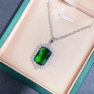 Nuova collana di lusso quadrata verde CZ da donna Accessori per fidanzamento di nozze Collana da donna brillante per gioielli da festa serale