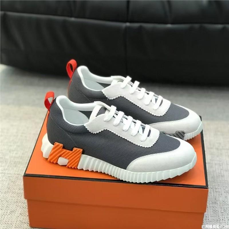 New H Cowhide Sports Breathable Trend Female Internet Celebrities with the Same Lightweight Male Couple Fashion White Shoes