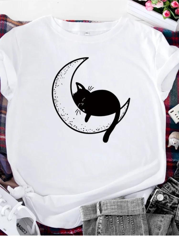 Cat Sleeping on Moon Print T Shirt Women Short Sleeve O Neck Loose Tshirt Summer Women Tee Shirt Tops Camisetas Mujer