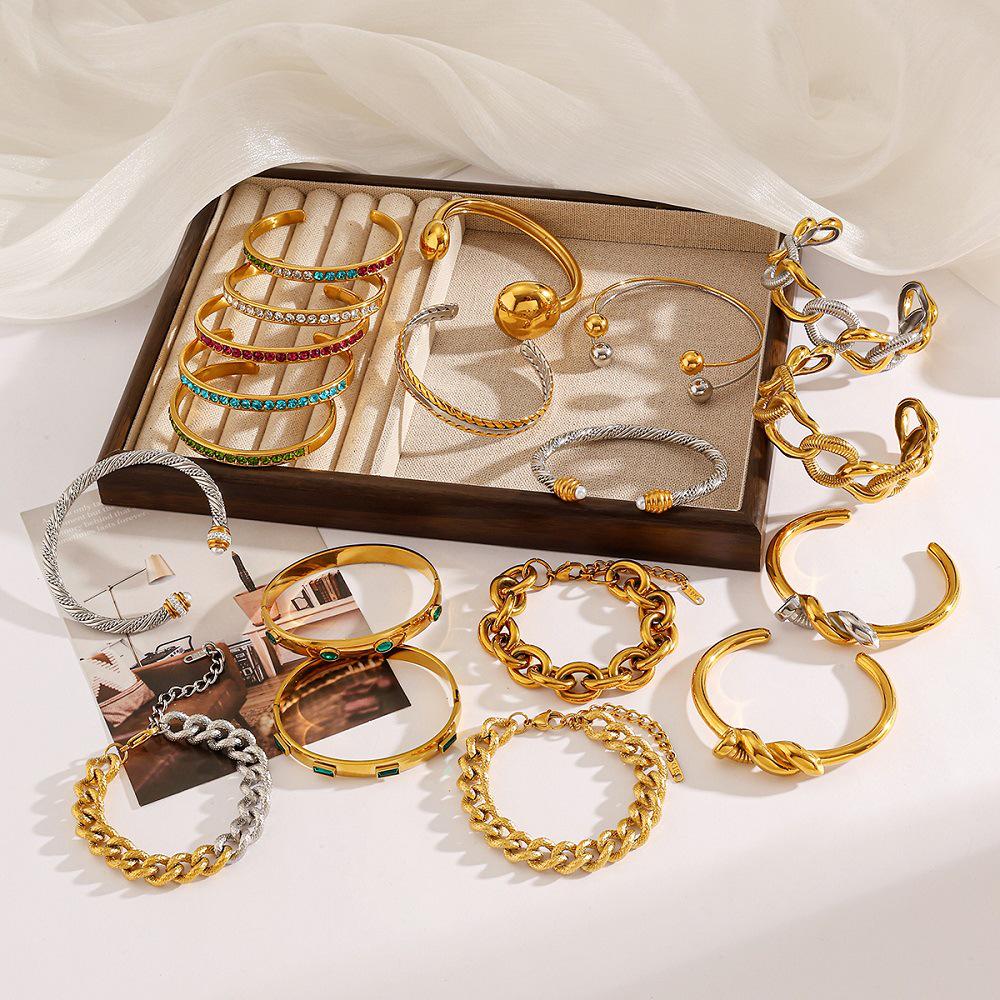 Yingtai Women's Non-fading Oval Colorful Irregular Stainless Titanium Steel Bracelet, Electroplated 18k Gold, European & American Style.