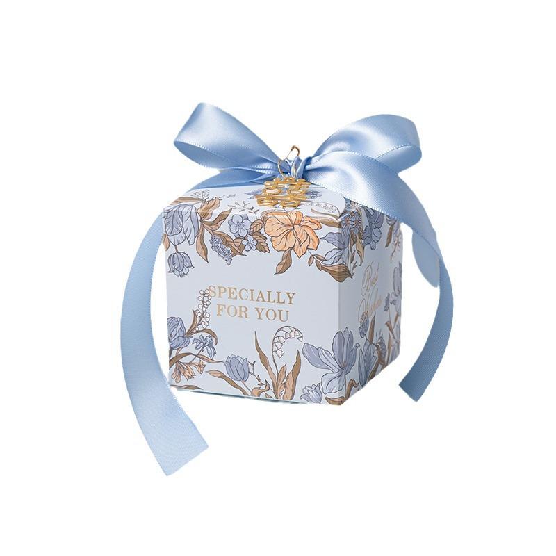 European Style Floral Wedding Candy Gift Box Wedding Favor Candy Box Gift Packaging Box with Bow Ribbon Pearl Party Paper Box