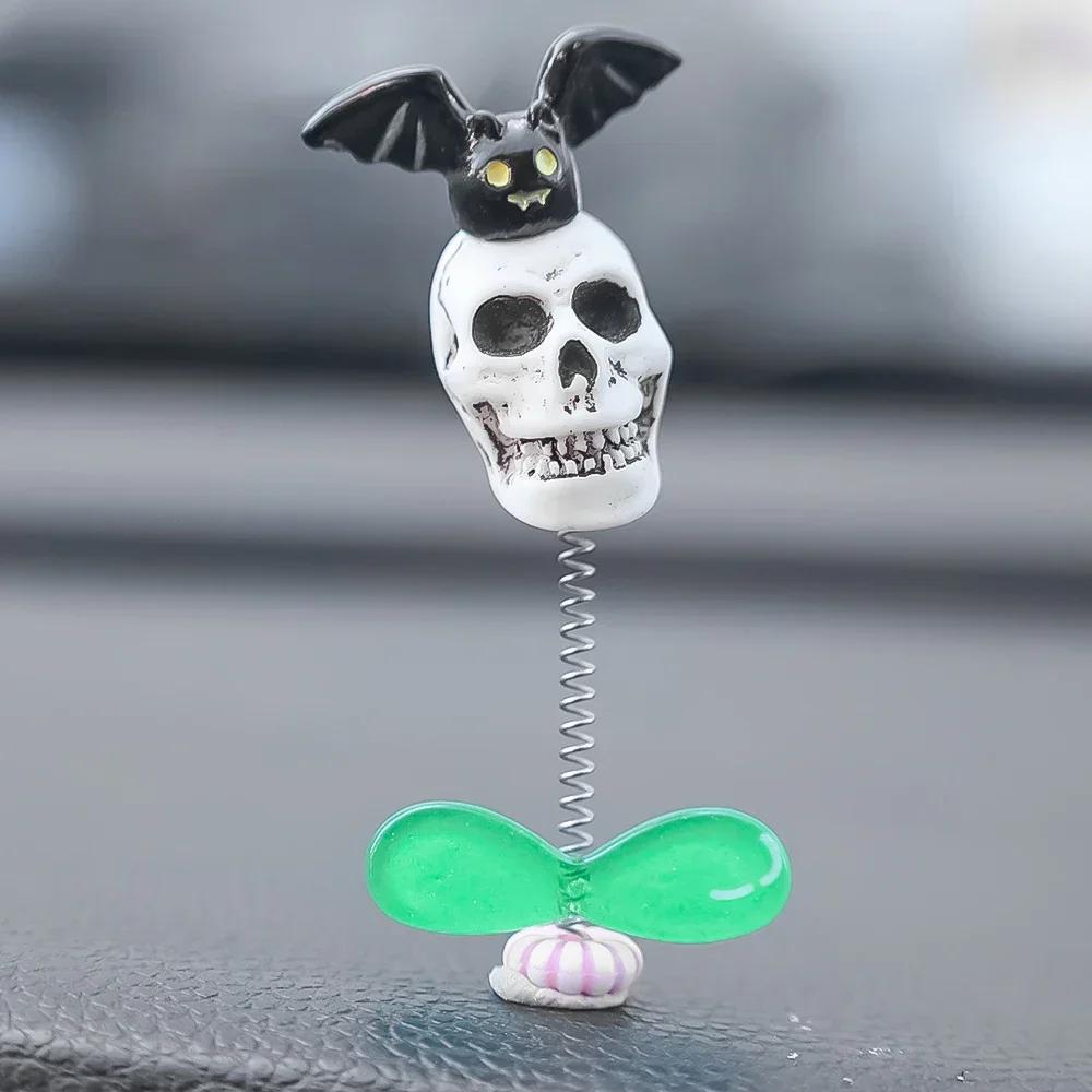Halloween Car Shaking Skull Ornament Automotive Dashboard Center Console Bat Skull Decoration Accessories Funny Gift Ornaments
