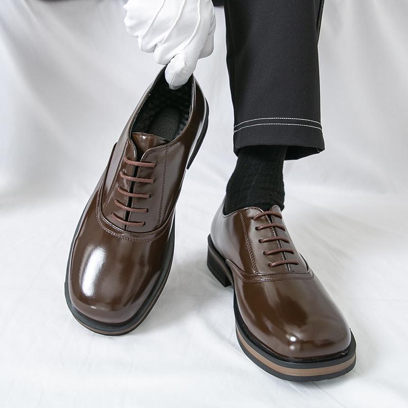 Fashion Fashion Brand Men's Lace Up Square Toe Breathable Business Casual Leather Shoes Spring New Men Comfortable Oxford Wedding Shoes