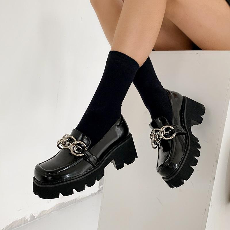 Mezereon Slip On Loafers Med Bottom Gothic Shoes Round Toe Platform Casual Shoes Vulcanized Footwear With Metal Decoration