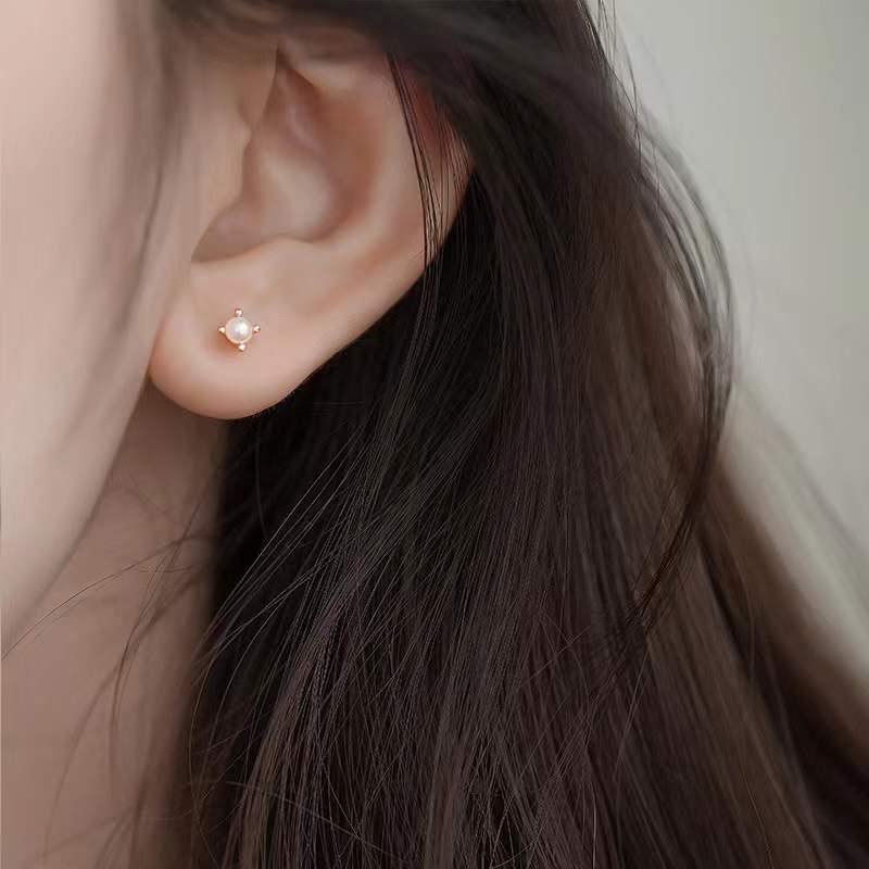 Beixi S925 Sterling Silver Shell Pearl Stud Earrings - Elegant, Simple, Cold Style Jewelry for Women