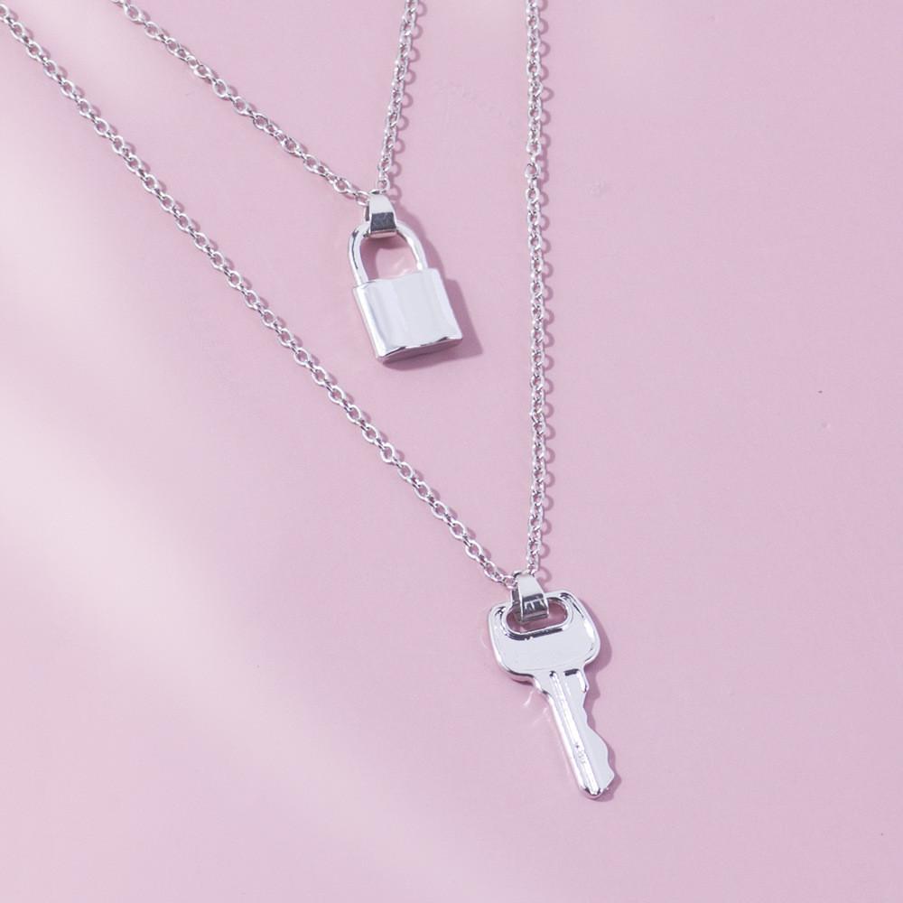 Stunning Multi-layer Alloy Key Pendant Necklace For Women Elegant Fashion Jewelry