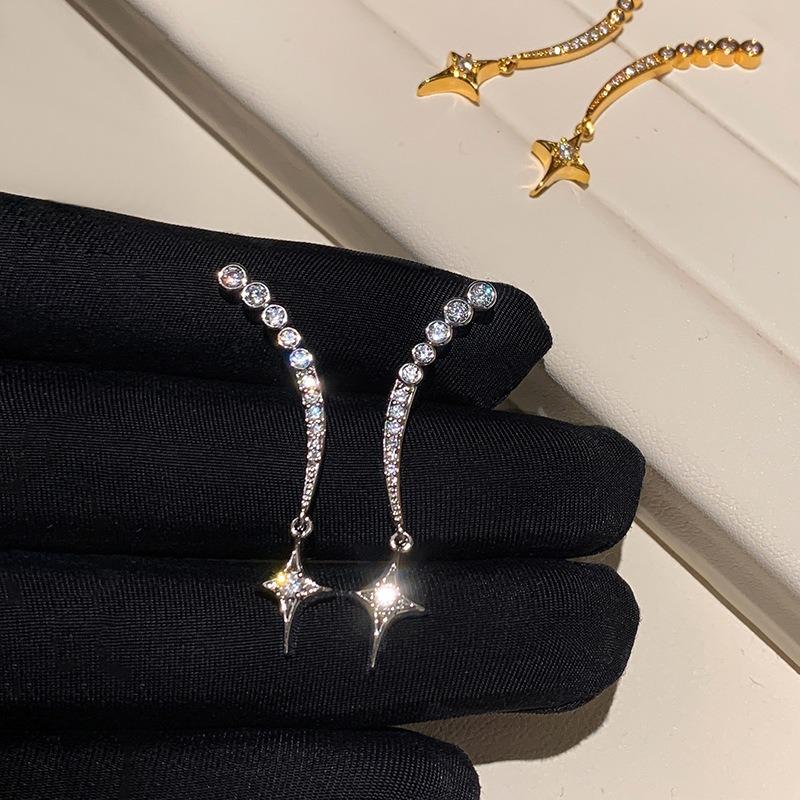Silver Needle Zircon Mango Pendant Earrings Personalized Fashion Design Sense Niche Earrings Light Luxury High Sense Earrings