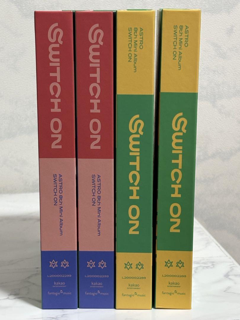 

[USED] ASTRO SWITCH ON Album 4-piece set