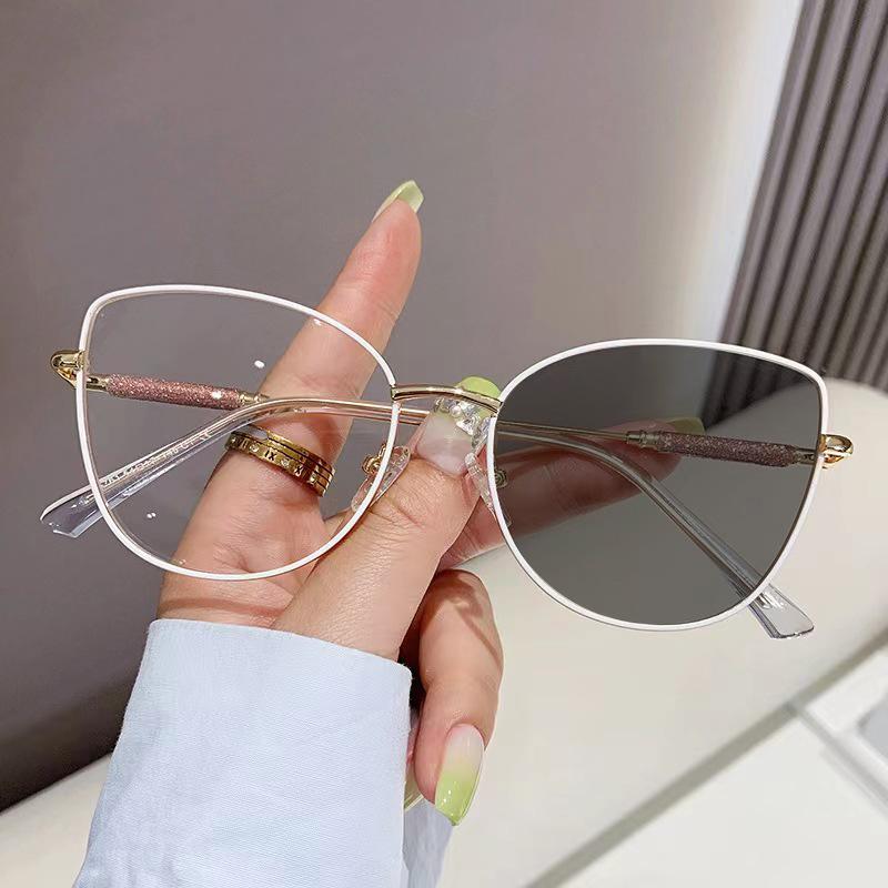 Sexy Cat Eye Eyeglass Frames Women Trendy Transparent Optical Glasses Female Fashion Gradient Gray Sunglasses Women's Eyewear