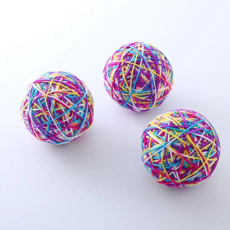 Dia. 9cm Cute Cat Dog Toys Pet Dog Cat Toy Colorful Wool Round Ball with Small Bell Rainbow Toy For Dog Cat Chewing Playing
