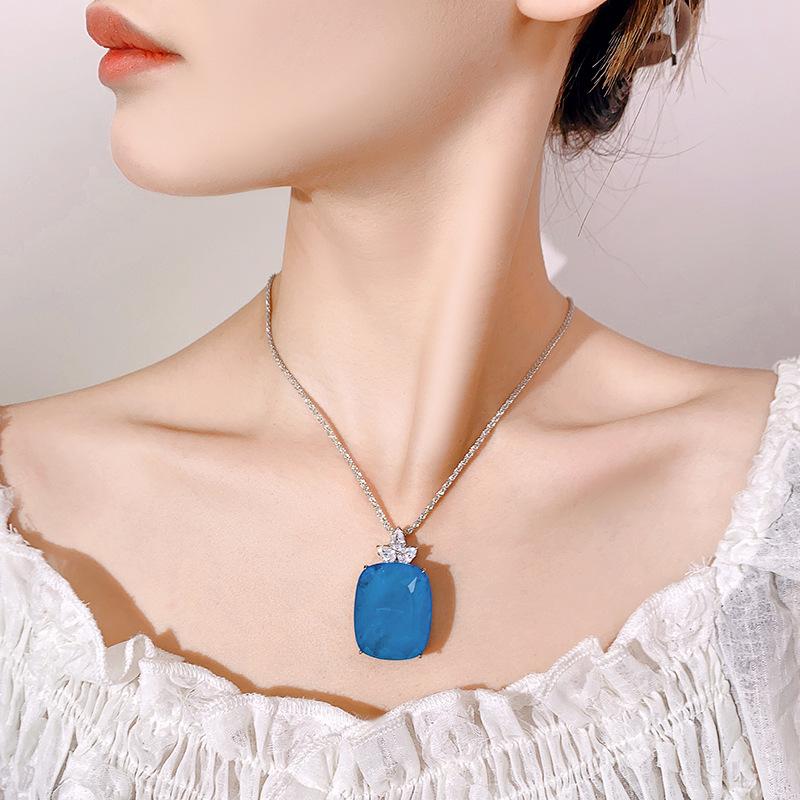 Hot Sale Big Cushion Cut Green Emerald Necklace Luxury Accent Chair Statement Fine Jewelry for Women Wedding Engagement Gift