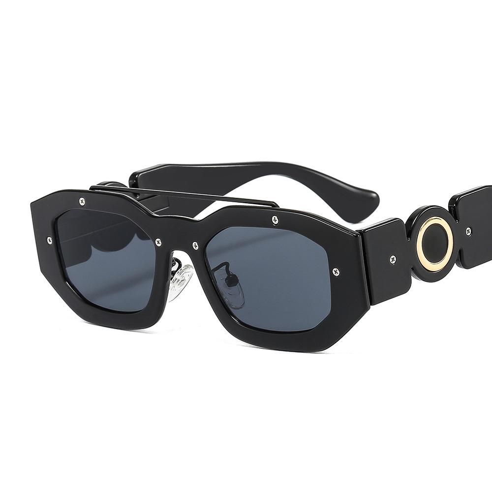 

Small Square Sunglasses Men Women Sun Glasses Travel Shades Rectangle Vintage Retro Uv400 Lunette Soleil Femme as picture