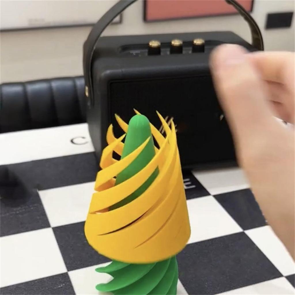 Straight Through Sculpture Stress Relief Toy