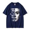 T-shirt Grafica con Citazione di Adele "Non Faccio Musica Per Le Orecchie", Maglietta Unisex con Ritratto Bianco e Nero, Top Streetwear Casual 100% Cotone