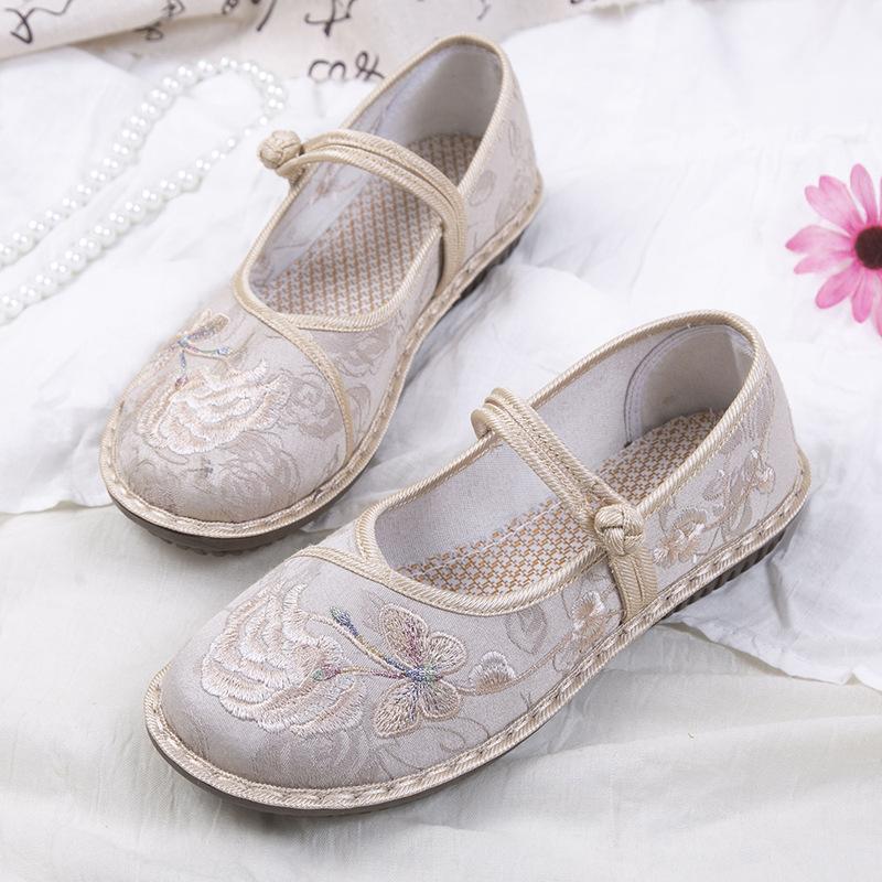

Shoes women s 2025 new cloth shoes women s non-slip ultra-light embroidered shoes versatile one-pedal embroidered mother shoes 41