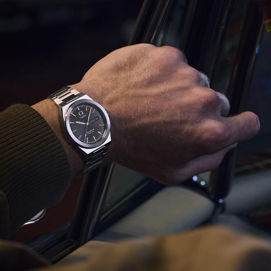 TIMEX Q Timex TW2Y25000 Unisex Quartz 5 ATM Water Mineral Black Stainless Steel Watch, Movement, Resistance, Glass, Dial, [Used]