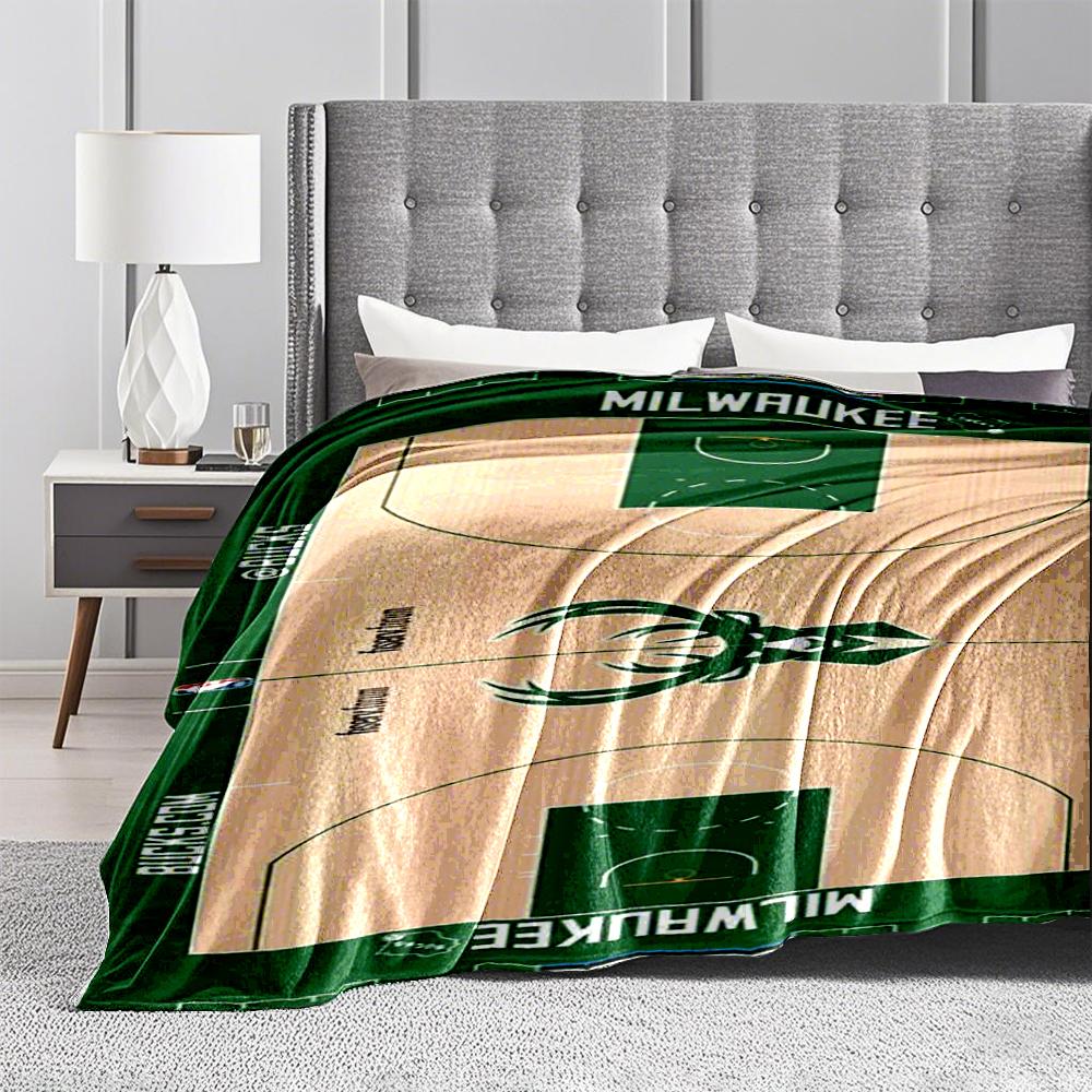 Milwaukee Bucks Basketball Court Style blanket, Green and Beige Design blanket, suitable for use in the bedroom, living room, on the sofa