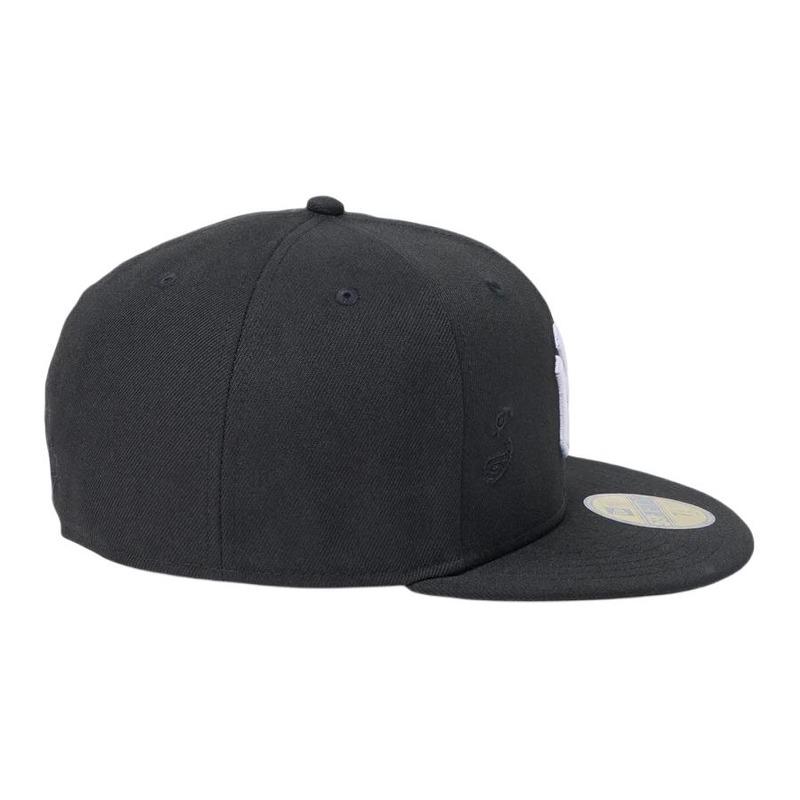 New Era 59FIFTY Series Brand Logo Design Polyester Fiber Baseball Cap Men and Women Same Style Couple Model Black Asian Version 7 3/4