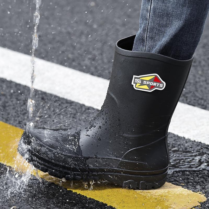 British Trend Men's Rain Shoes New Medium Tube Men's Water Boots Outdoor Rainy Day Wading Shoes Non-slip Fishing Water Shoes Rubber Shoes
