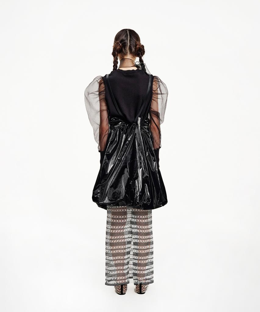 Eipeuleonwei Bubblegum Black Apron Dress