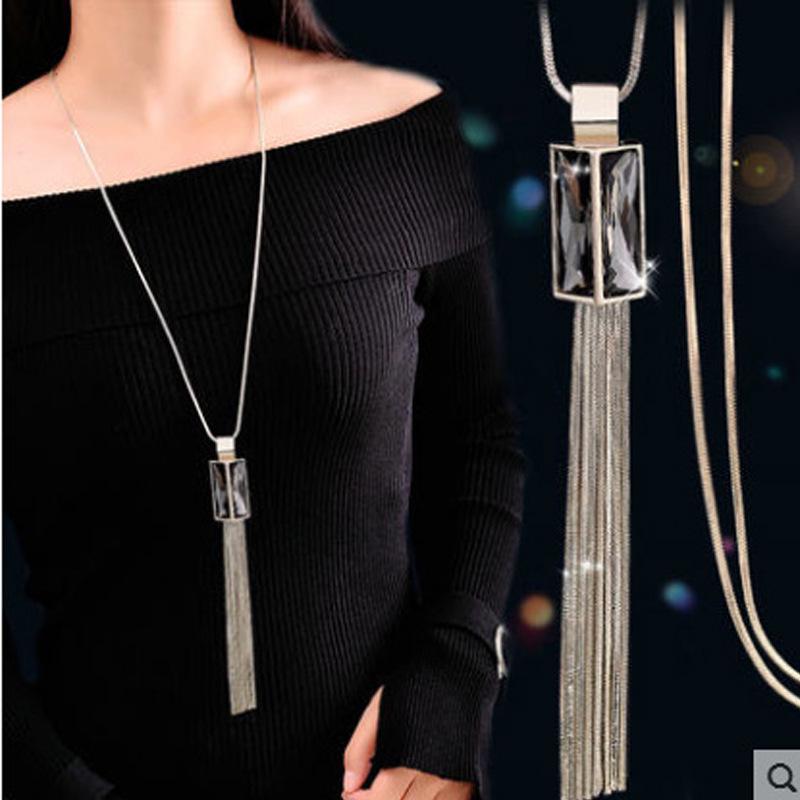 Korean Style Blue Crystal Round Pendant Necklace - Elegant, Versatile, Long Sweater Chain for Women, Perfect for Autumn/Winter