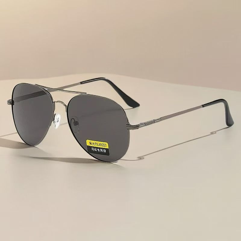 Men's Sunglasses Color Changing Sunglasses Driving And Anti UV Sun Glasses For Day And Night Use Eyewear