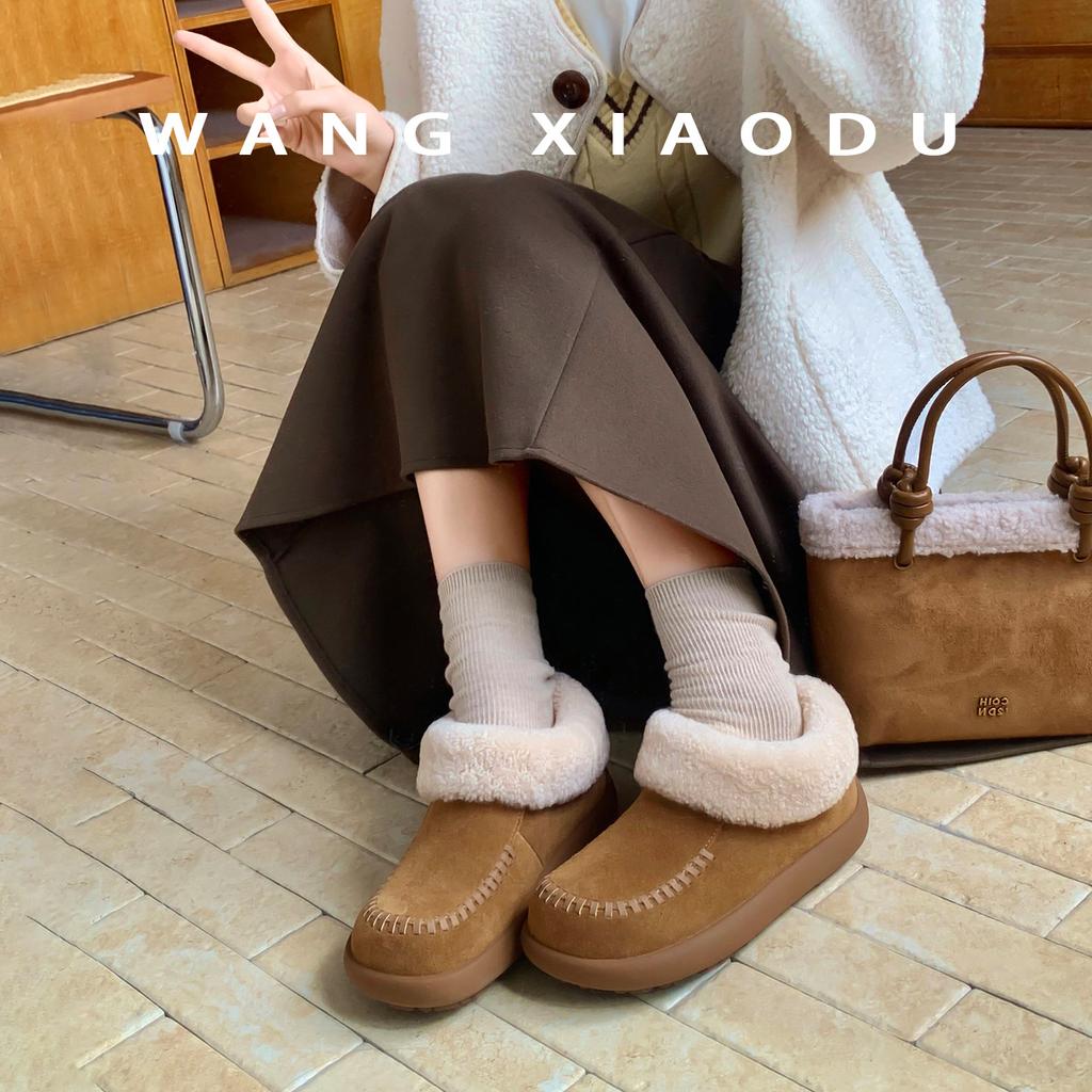 In the winter of 2025, the new French retro outer wear round head thick-soled snow boots for women are versatile and velvet warm short boots for women