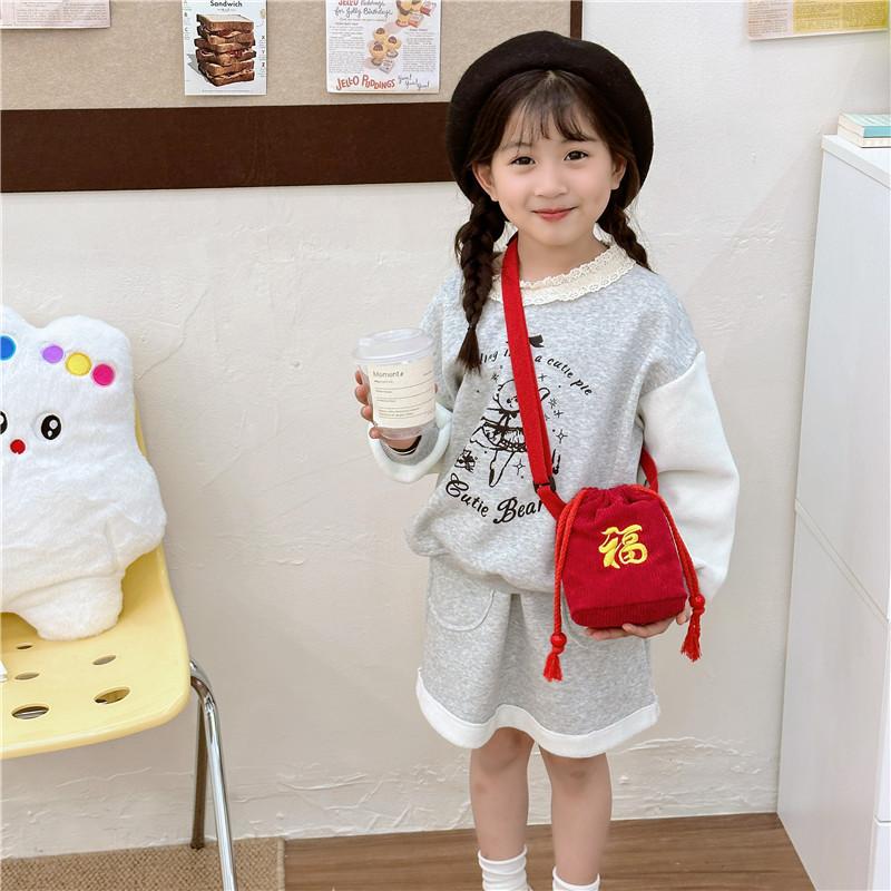 Red Festive Chinese New Year Red Packet Bag With Cute Design For Boys Girls And