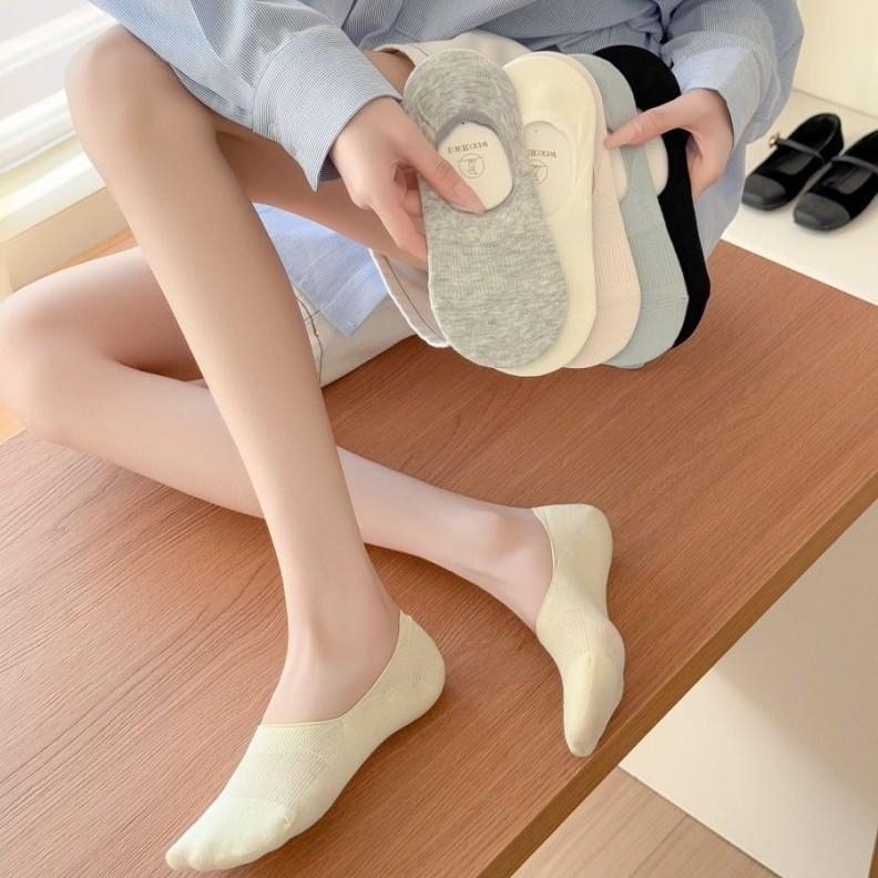 Solid Color Basic Vertical Strip Silicone Non-Slip Invisible Socks For Women Do Not Fall Off The Heel Shallow Mouth, Summer Versatility
