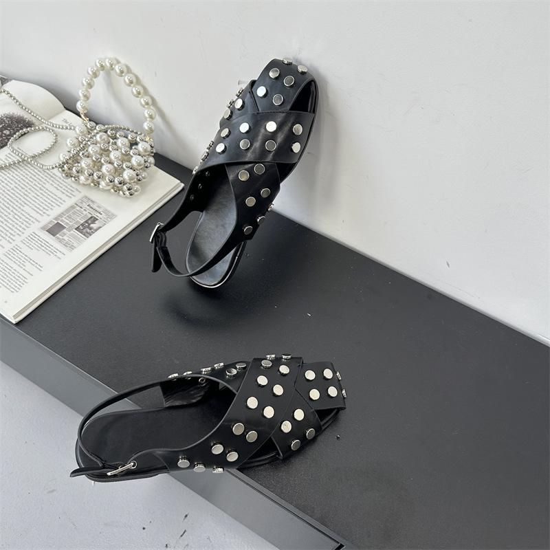 Fashion High Quality Punk Rivet Hollow Out Women Flats Sandals Fashion Summer Slingbacks Buckle Strap Square Toe Casual Dress Shoes