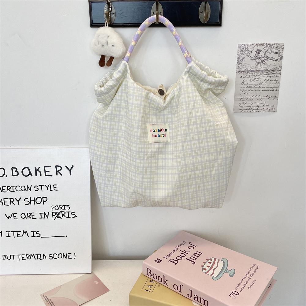 

5 niche broken flower canvas bag new female student large capacity shoulder bag portable tote bag