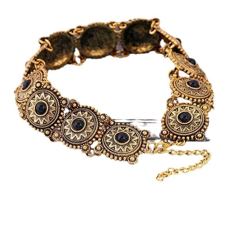 

Retro Turquoise Pendant Necklace With Geometric Alloy Chain For Vintage Jewelry Enthusiasts золотий