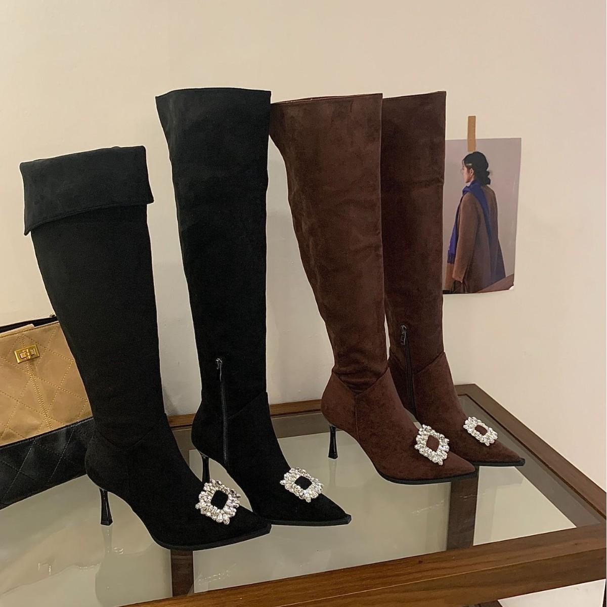 

2025 late dinner party square head diamond buckle shallow mouth velvet flat sole shoes women s commuter shoes wedding shoes 39 коричневый