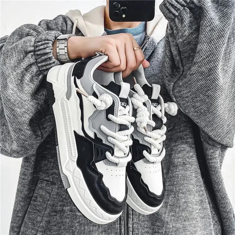 Men's Shoes Sneakers Spring New Korean Trendy Casual Lightweight Skateboard Shoes Fashion Lace Up Outdoor Running Shoes