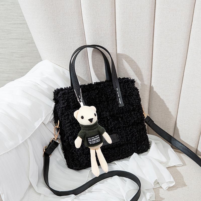 Wholesale woven handmade bag DIY wool hand-sewn bear material bag mesh fleece homemade gift for girlfriend