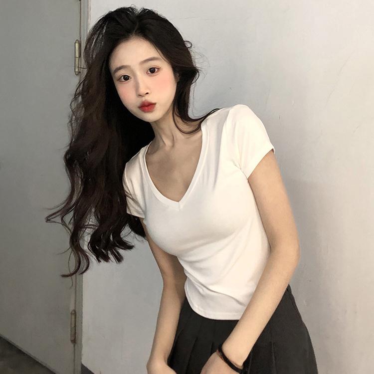 

Женский сексуальный топ с коротким рукавом большого размера с v-образным вырезом и коротким рукавом, тонкий нишевый дизайн, нерегулярный подол 4XL белый