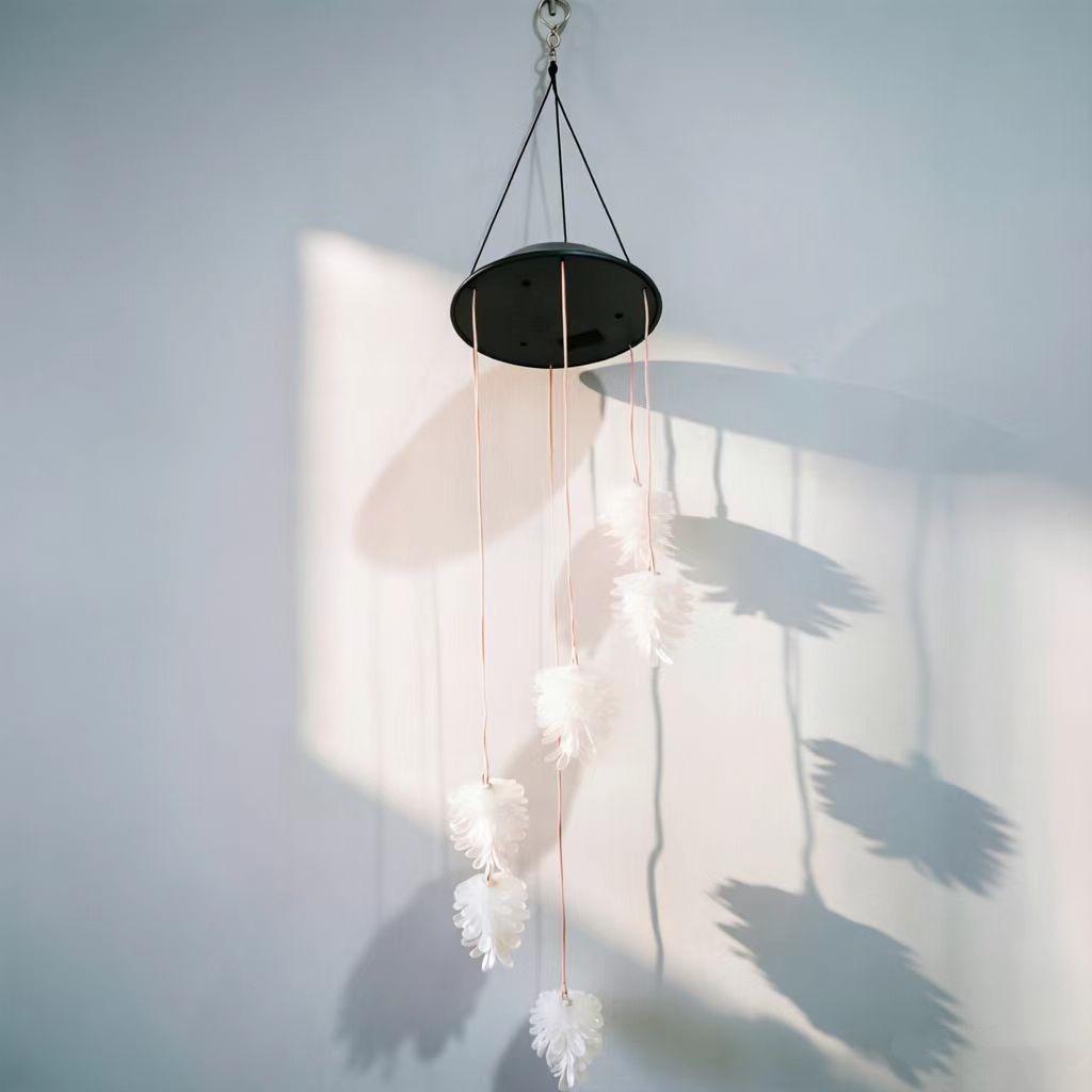 Solar-LED Kolibri Windspiel: Siebenfarbiger Gradient Dekoratives Außenlicht