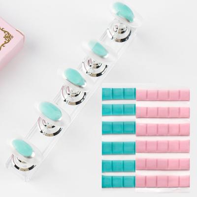Yousheng 30Pcs/Bag Nail Art Adhesive No Marks Left Self Adhesive Multi-functional Fall-proof Nails Art Practice Tool Adhesive Glue Clay Nail Salon