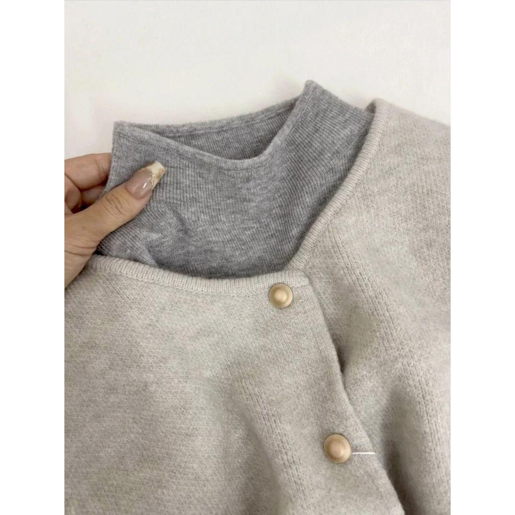 Light Luxury Retro Knit Vest & Sweater Two-Piece Set for Women - Slimming, Versatile, Gentle, Trendy.