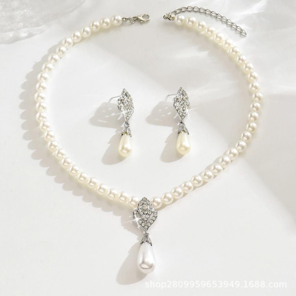 New Pearl Necklace Earrings Set Women's Versatile Sweater Chain Collarbone Chain Alloy 2442