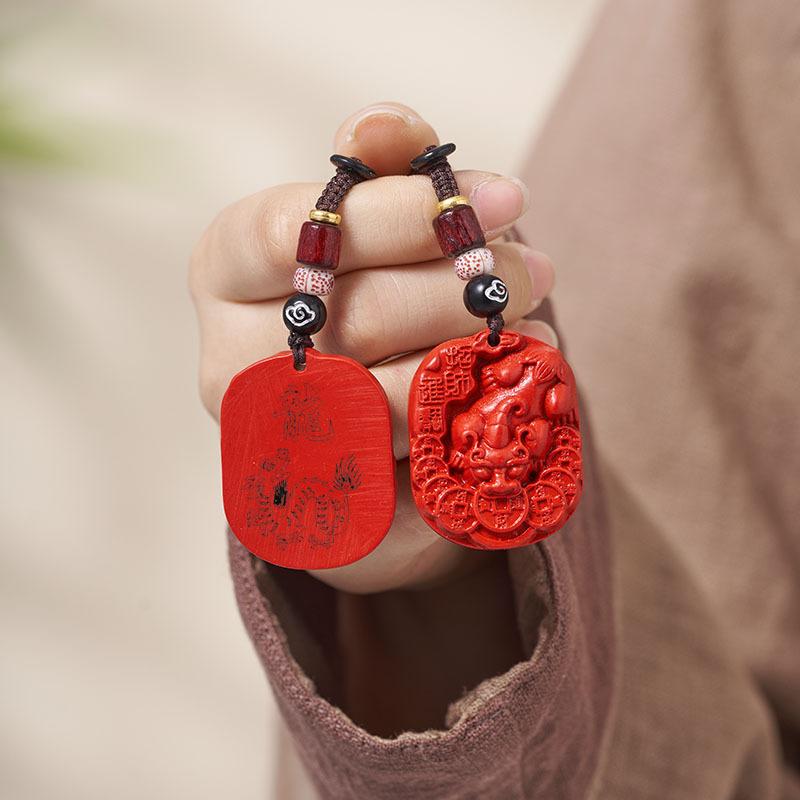Roter Sand beißt Geld Pixiu schluckt Geld Pixiu Herren- und Damen-Schlüsselanhänger Anhänger Geschenk kleines Geschenk zwölf Tierkreiszeichen Anhänger