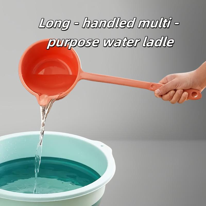 Kunststoff-Wasserschöpfkelle mit langem Griff und Verdickung für den Heimgebrauch in der Küche, einfache einfarbige Wasserschöpfkelle mit Ausguss zum Waschen von Gemüse