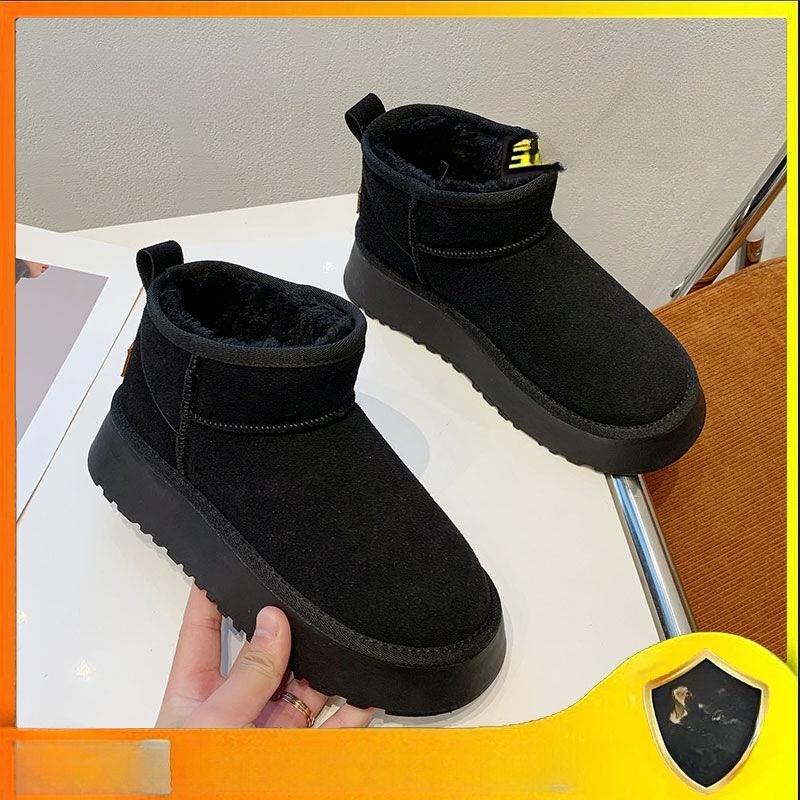 Women's Winter Snow Boots with Thick Soles Durable, Extra-Thick Outer Layer Thickened for Warmth Anti-Slip Cotton-Lined Footwear