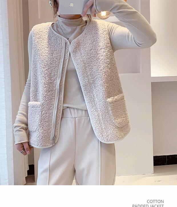 Women's 2024 Autumn/Winter Lambswool Plush Vest - Korean Style Versatile Outerwear Gilet.