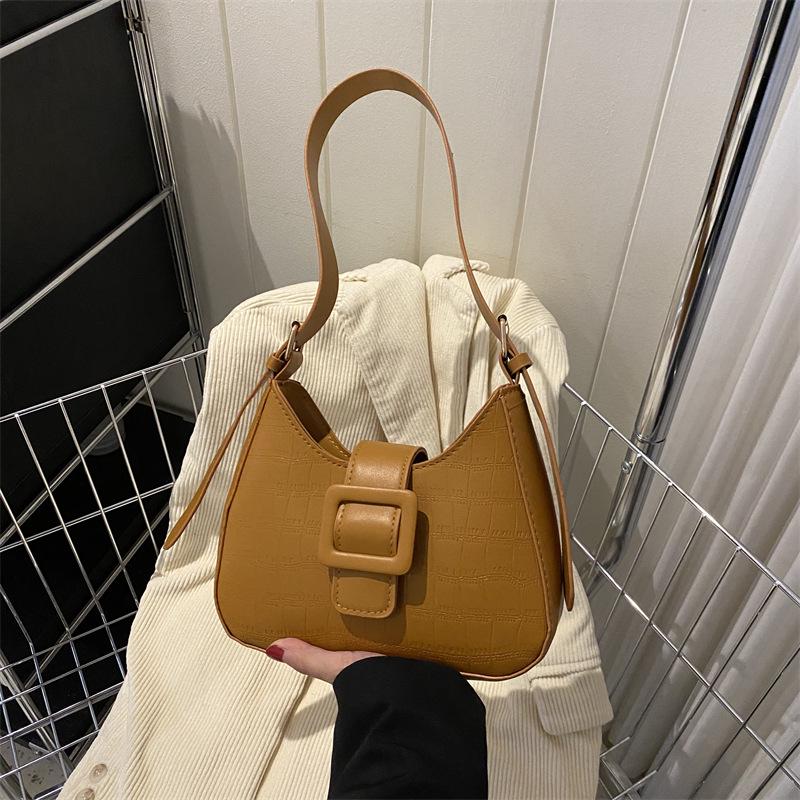 

2023 Autumn Women s Popular Korean Style Simple Crossbody Shoulder Bag розовый