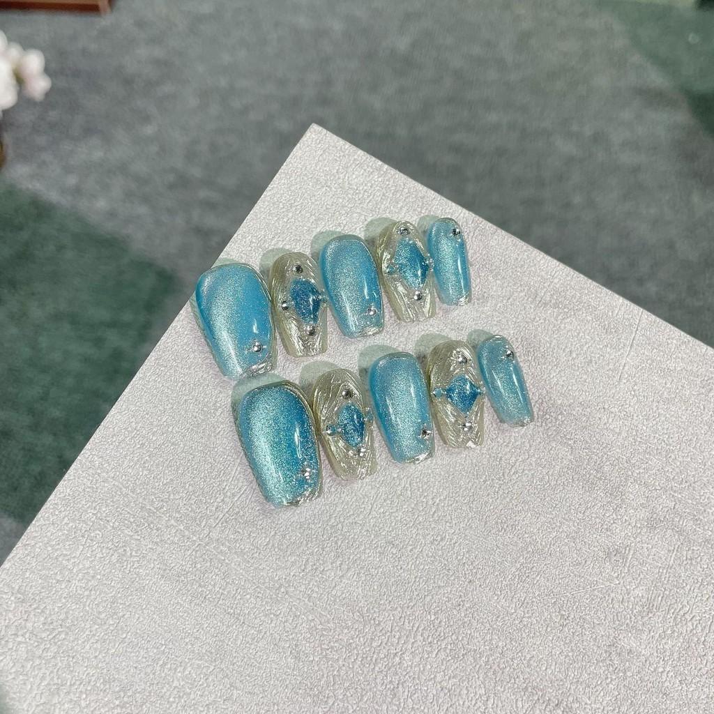 %100 EL YAPIMI Orta tabut şekli Yapay tırnak seti Yapıştırıcı ile Mavi Buccellati Kısa Kedi Gözü Spar Takma tırnaklar Yapay Tırnaklar Yeniden Kullanılabilir ve Çıkarılabilir Tırnaklar