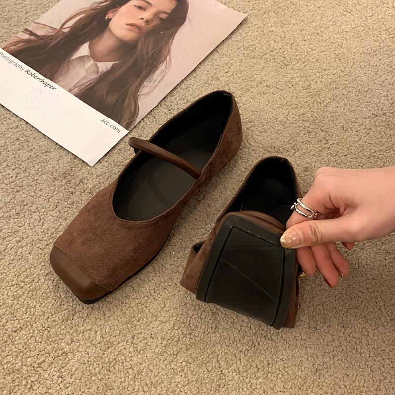 Soft-soled French Flat-soled Mary Jane Shoes 2024 Spring New Retro Square Head Shallow Mouth Single Shoes with Skirt Evening Shoes