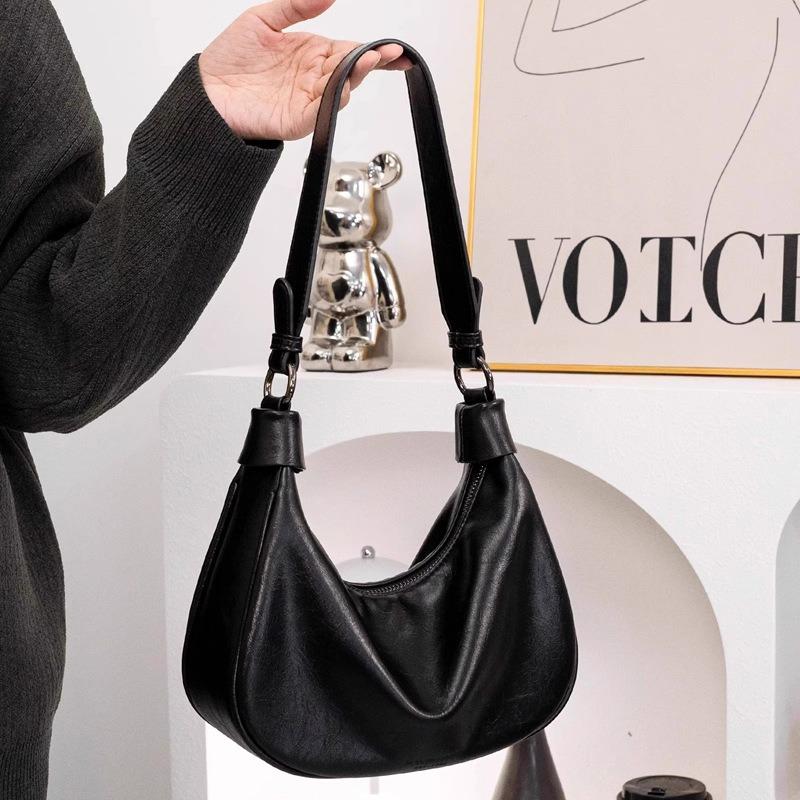 Niche Retro Underarm Bag Women's New Fashionable Large-capacity Shoulder Commuter Dumpling Bag Versatile Messenger Bag
