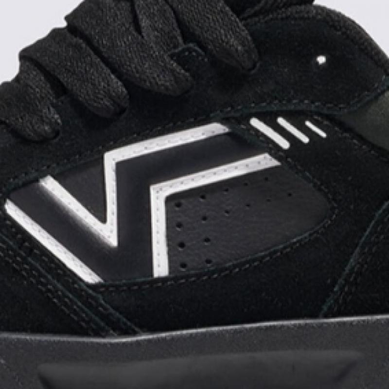 Vans Upland   Black White Vn000d25b8c1